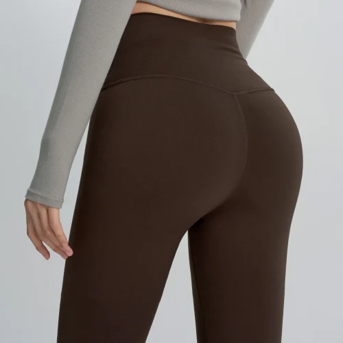 "Custom leggings manufacturer offering OEM/ODM services for activewear brands, featuring seamless leggings, fitness leggings, and custom logo options for sportswear brands and private label solutions."